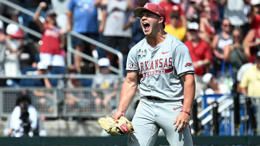 Arkansas' Wood throws 1st MCWS no-no since '60