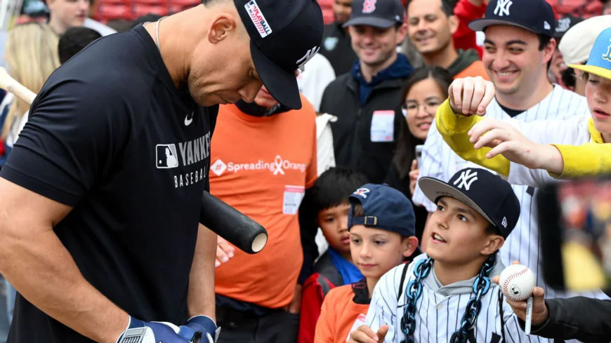 Judge, Ohtani lapping field in All-Star voting