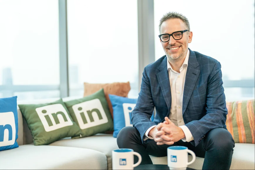 LinkedIn's AI Writing Tool Isn't as 'Popular' as the CEO Thought It Would Be. Here's Why He Thinks Users Are Shunning It.