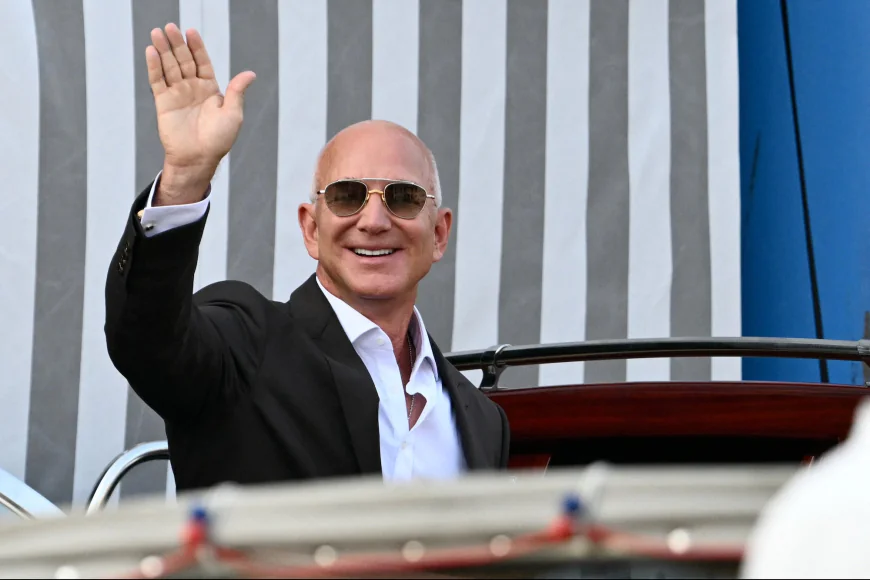 Jeff Bezos' Venice Wedding Weekend Is Underway. Here Are the Celebrities Who Have Arrived and Who Else Is Expected.