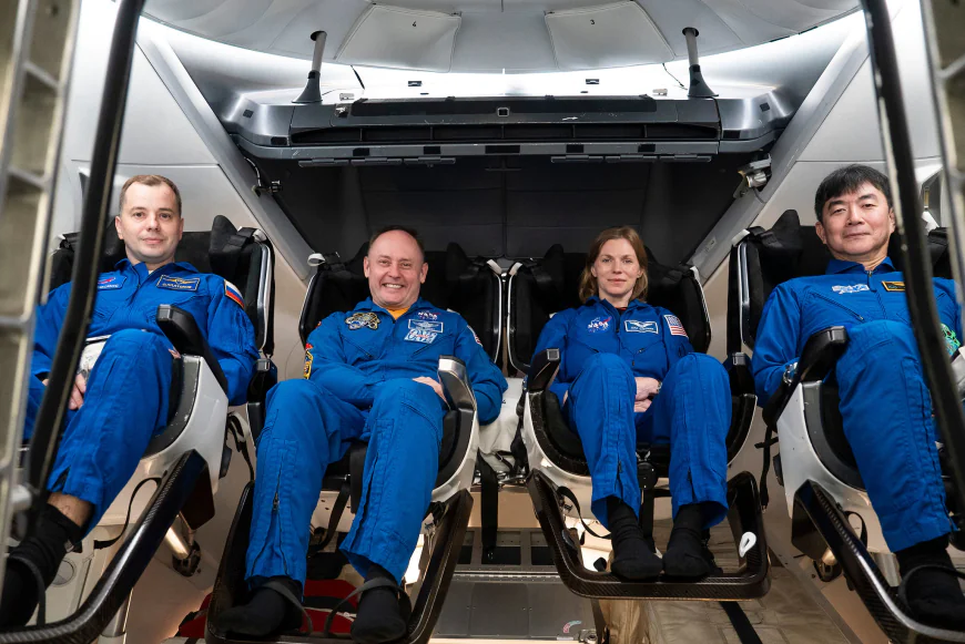NASA, SpaceX Invite Media to Watch Crew-11 Launch to Space Station