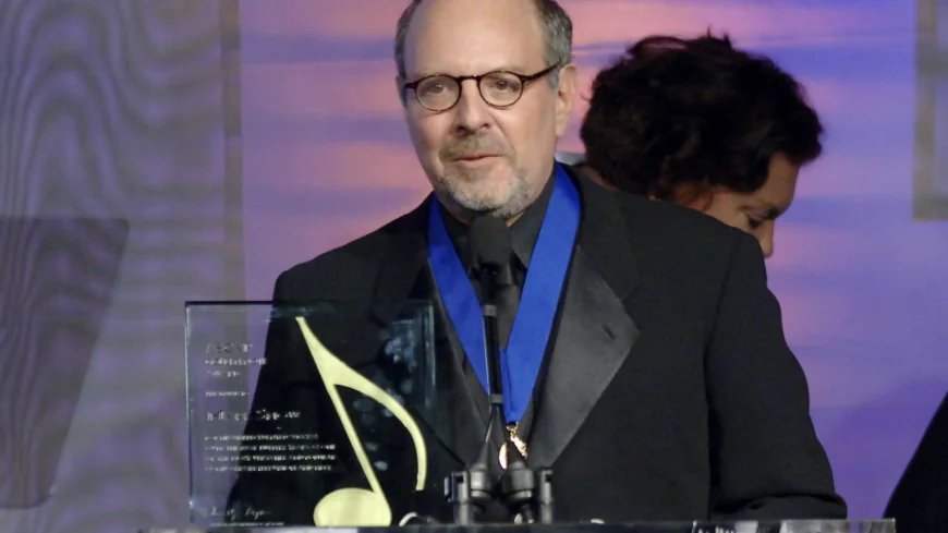 Mark Snow, Composer Who Haunted Us With ‘X-Files’ Theme Song, Dead at 78