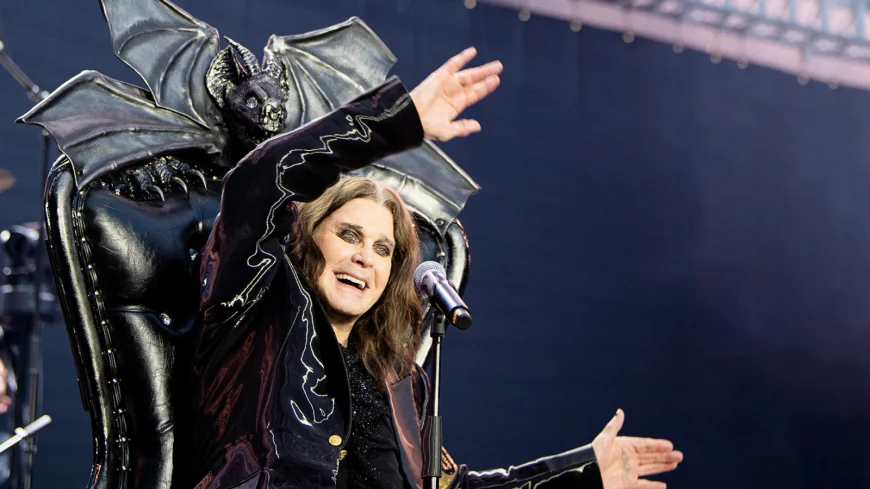 Watch Ozzy Osbourne Sing ‘Paranoid’ in His Final Live Performance