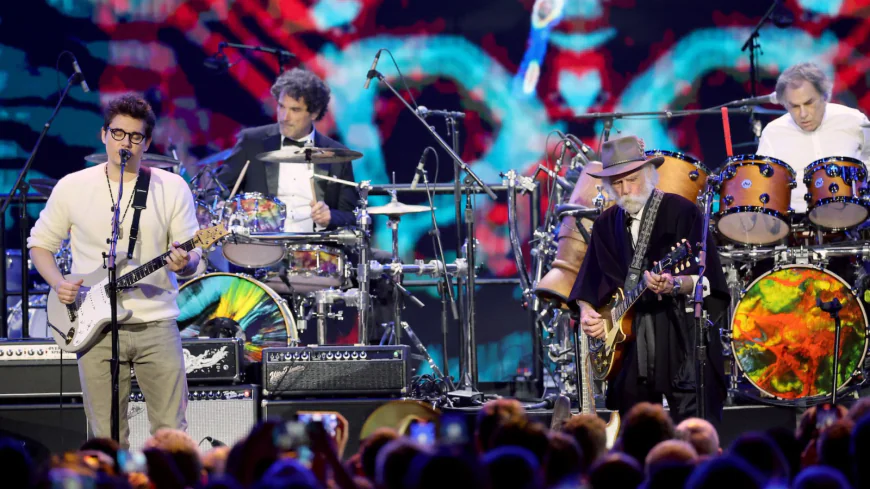 See Dead and Company Perform ‘Box of Rain’ With Phil Lesh’s Son Grahame at Dead 60 Show