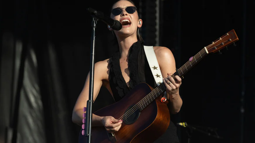 Watch Gracie Abrams Cover Taylor Swift’s ‘All Too Well’ During L.A. Concert