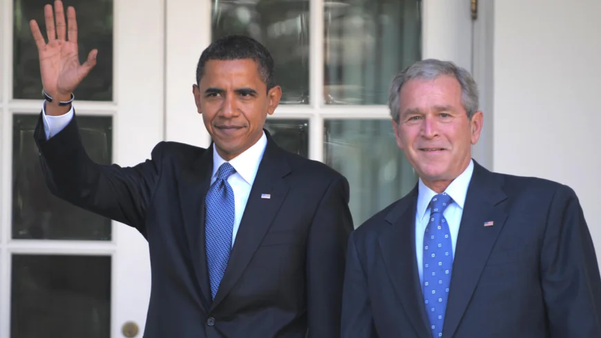 Trump Hides Obama, Bush Portraits in Obscure White House Stairwell