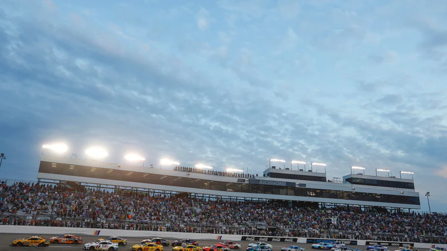 How to Watch NASCAR Richmond Cook Out 400 Online