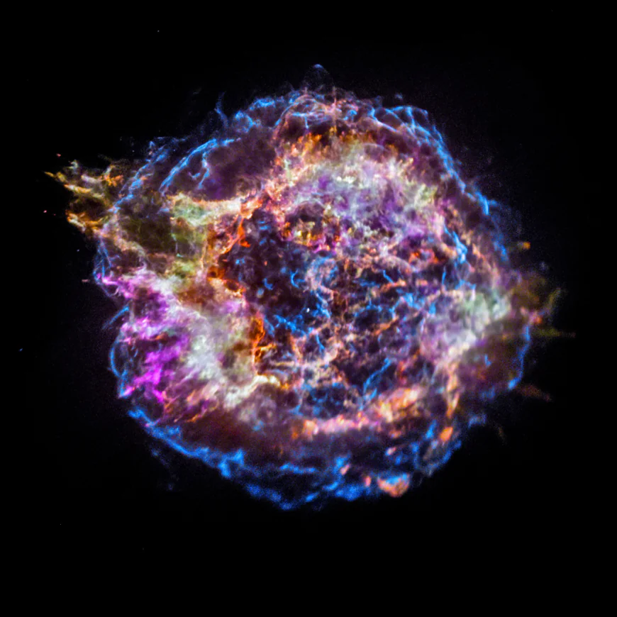 NASA’s Chandra Reveals Star’s Inner Conflict Before Explosion