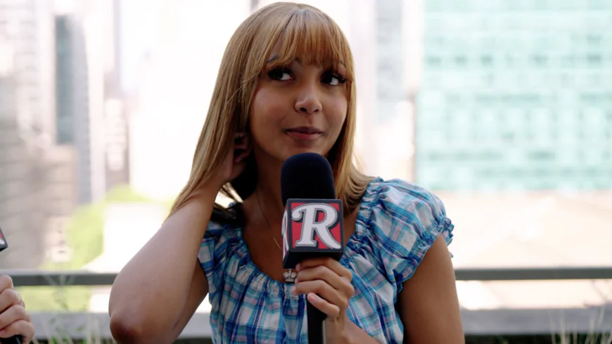 CMAT Has a Sharp-Eyed, Honey-Coated Message For the World: Do Better
