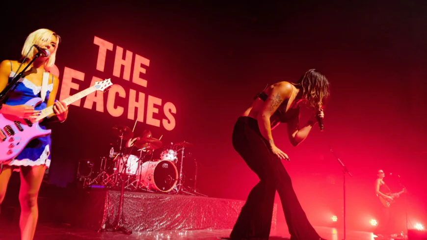 The Beaches Bring a Pop Party to Rolling Stone’s Gather No Moss Tour